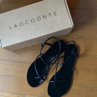 タトラス(TATRAS)の《新品・未使用》TATRAS★LAOCOONTE★レザー★ブラック★フラット(サンダル)