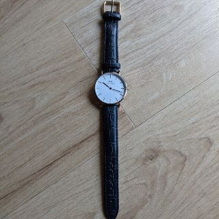 ダニエルウェリントン(Daniel Wellington)の【☆美品☆】ダニエルウェリントン 腕時計 レザーブラック 白盤 36mm(腕時計)