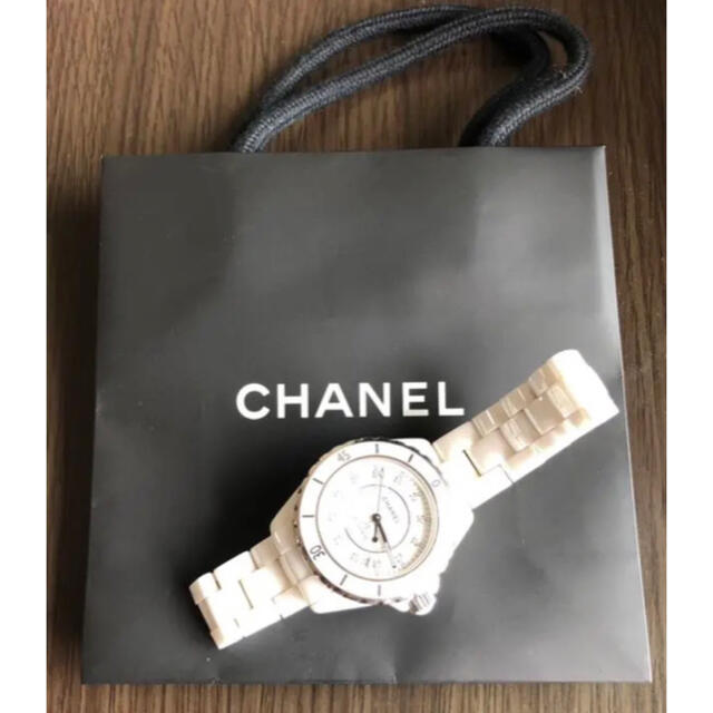 CHANEL(シャネル)の激安！美品 正規品 CHANEL J12 38mm 12Pダイヤ H1629 メンズの時計(腕時計(アナログ))の商品写真