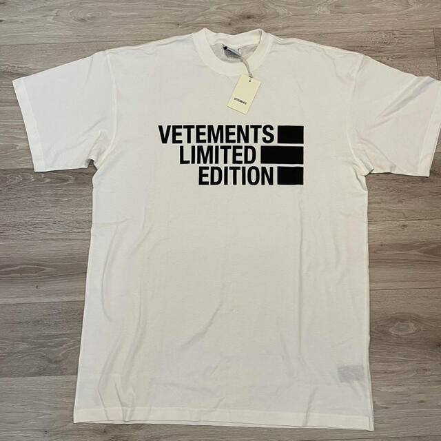 トップス2021SS VETEMENTS Sサイズ