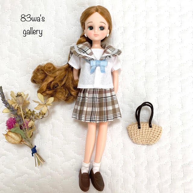 ＊リカちゃん服＊チェック柄セーラー服セット（水色リボン） ハンドメイドのぬいぐるみ/人形(その他)の商品写真