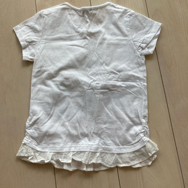 BeBe(ベベ)のべべのTシャツ　120サイズ キッズ/ベビー/マタニティのキッズ服女の子用(90cm~)(Tシャツ/カットソー)の商品写真