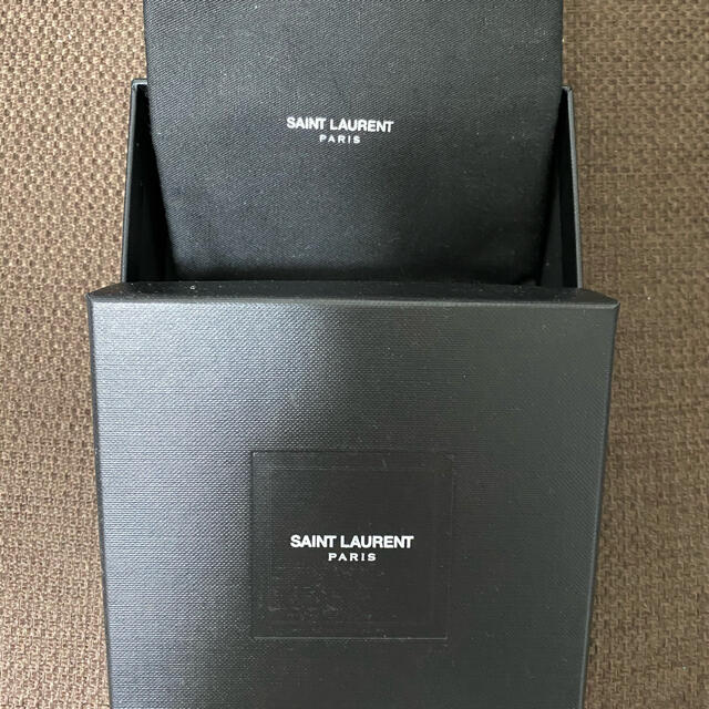 Saint Laurent(サンローラン)の美品⭐️YSL モログラム・サンローラン  マネークリップ　ウォレット メンズのファッション小物(マネークリップ)の商品写真
