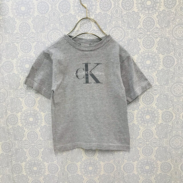 Calvin Klein(カルバンクライン)のカルバンクライン ロゴプリント半袖Tシャツ M グレー キッズ CK キッズ/ベビー/マタニティのキッズ服男の子用(90cm~)(Tシャツ/カットソー)の商品写真