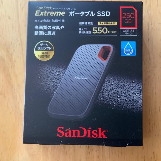 新品/SanDisk ポータブルSDSSDE60-250G-J25 スマホ/家電/カメラのPC/タブレット(PC周辺機器)の商品写真