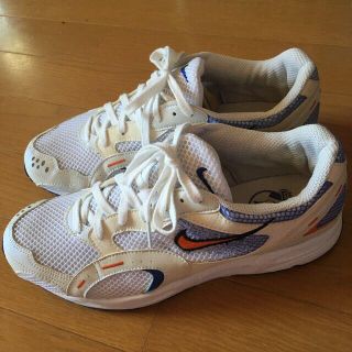 NIKE AIR  白スニーカー(スニーカー)