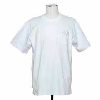 サカイ(sacai)のサイズ2 sacai KAWS Embroidery T-Shirt サカイ(Tシャツ/カットソー(半袖/袖なし))