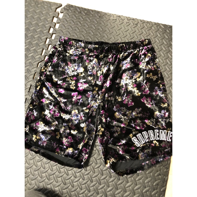 supreme floral velour shortシュプリームフローラル