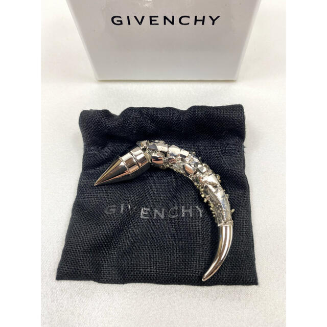 希少 レア GIVENCHY マグネット ホーン ピアス シルバー 真鍮 メンズのアクセサリー(ピアス(片耳用))の商品写真