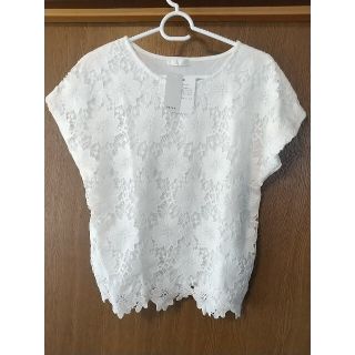 ドレスキップ(DRESKIP)のDRESKiP★  新品タグ付き花レ―スカットソ―★(カットソー(半袖/袖なし))