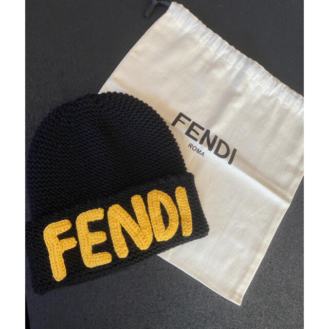 FENDI(フェンディ)のFENDI フェンディ　ビーニー　ニット帽　ニットキャップ メンズの帽子(ニット帽/ビーニー)の商品写真