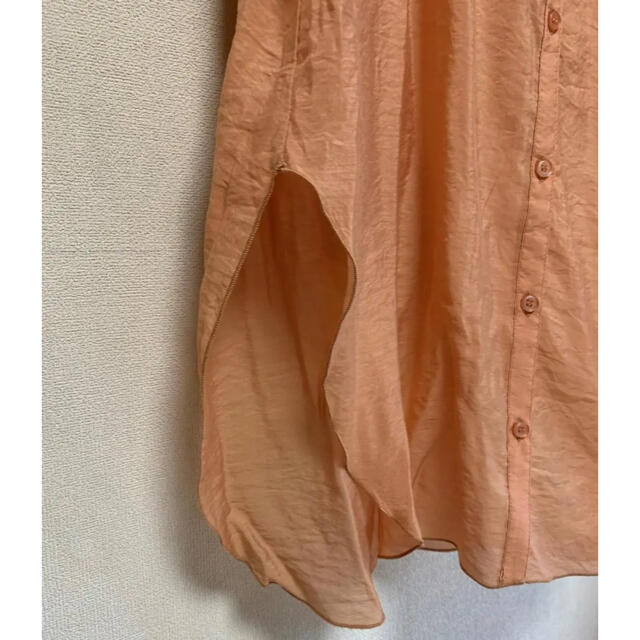 しまむら(シマムラ)のバンドカラー　シア―シャツ　オレンジ　L レディースのトップス(シャツ/ブラウス(長袖/七分))の商品写真