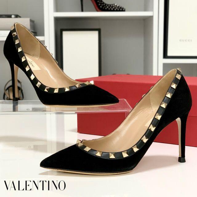 ブランド VALENTINO ロックスタッズ パンプス ブラックの通販 by
