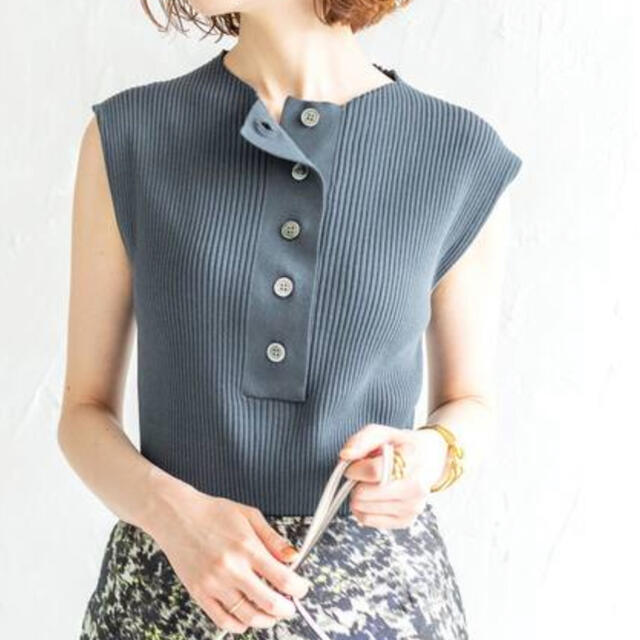 IENA 前ボタンノースリーブプルオーバー-