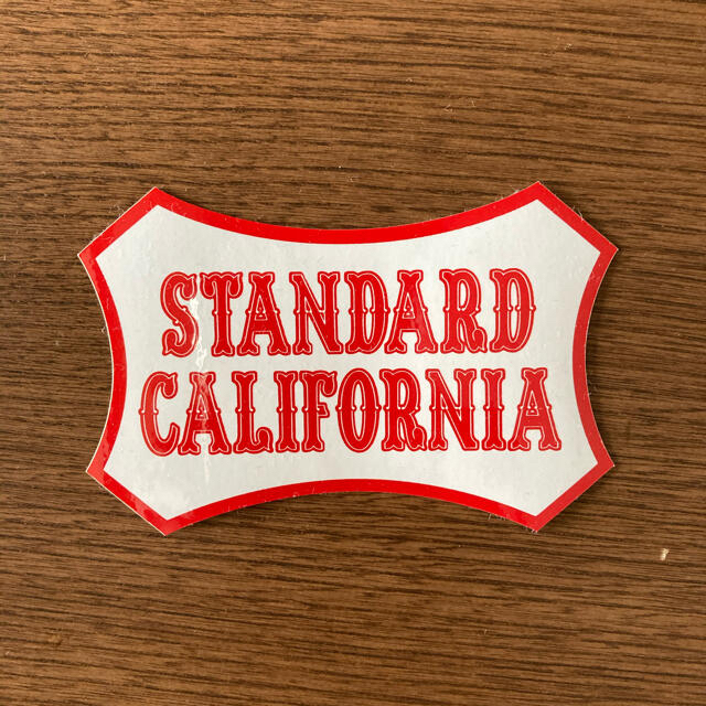 STANDARD CALIFORNIA(スタンダードカリフォルニア)のSTANDARD CALIFORIAステッカー メンズのファッション小物(その他)の商品写真