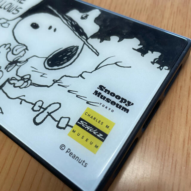 SNOOPY(スヌーピー)のスヌーピーミュージアム限定スマホケース スマホ/家電/カメラのスマホアクセサリー(iPhoneケース)の商品写真