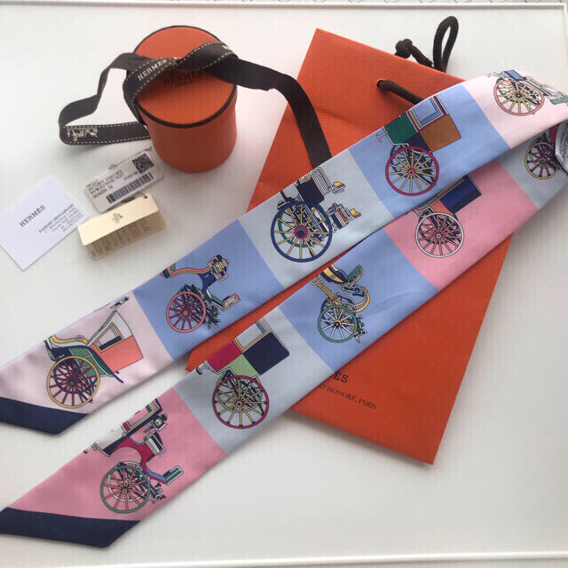 HERMES ツイリー 2021aw 《精巧な馬車》 1本-