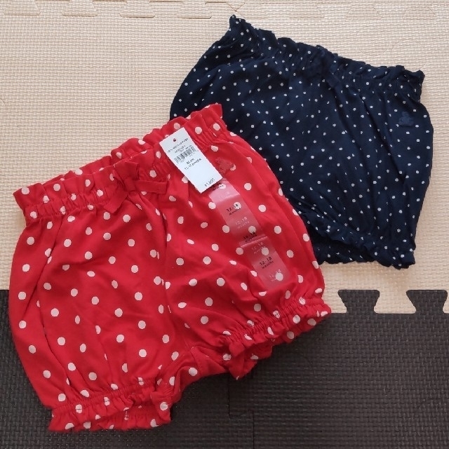 babyGAP(ベビーギャップ)のbaby GAP☆ショートパンツ（カボチャパンツ）赤&紺　2枚セット キッズ/ベビー/マタニティのベビー服(~85cm)(パンツ)の商品写真