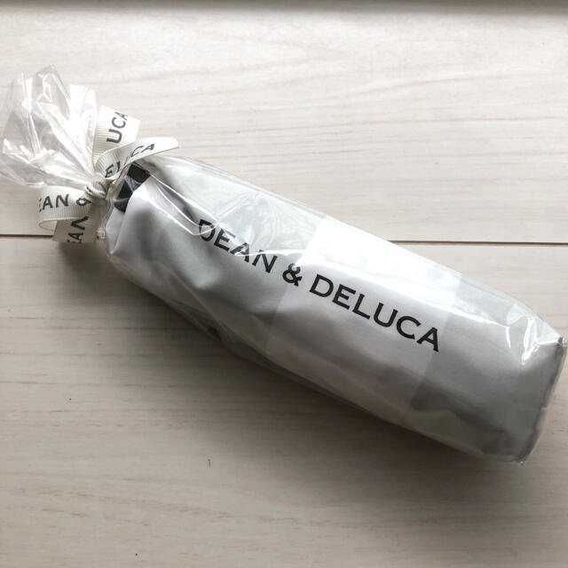 DEAN & DELUCA(ディーンアンドデルーカ)のDEAN＆DELUCA 折り畳み傘  晴雨兼用 レディースのファッション小物(傘)の商品写真