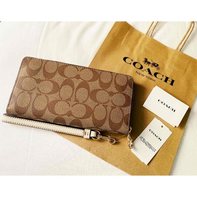 COACH X PEANUTSコーチスヌーピーコラボ♡シグネチャーワッペン長財布