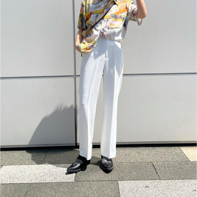 moussy(マウジー)のmoussy FLARE STRAIGHT パンツ レディースのパンツ(カジュアルパンツ)の商品写真