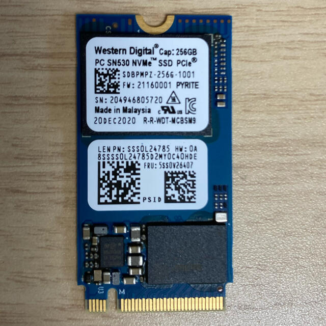 Lenovo(レノボ)のWESTERN DIGITAL NVME SSD 256GB M.2 2242 スマホ/家電/カメラのPC/タブレット(PCパーツ)の商品写真