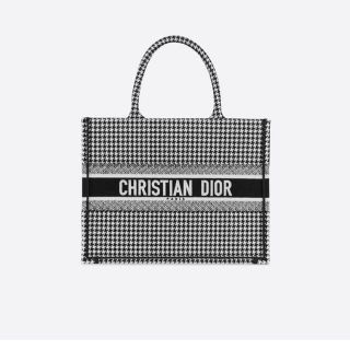 ディオール(Dior)のDior book tote スモールバッグ(トートバッグ)