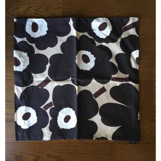 マリメッコ(marimekko)の【かぜほし様】マリメッコ クッションカバー ベージュ(クッションカバー)