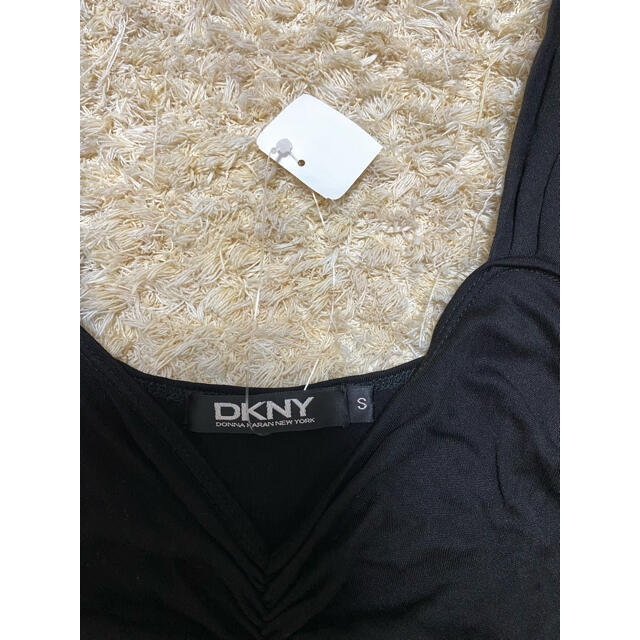 DKNY(ダナキャランニューヨーク)のDKNY ワンピース レディースのワンピース(ひざ丈ワンピース)の商品写真