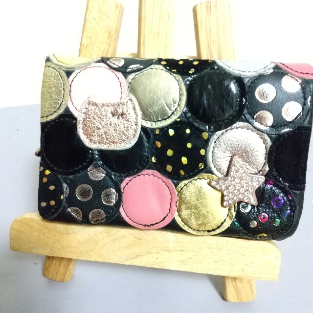 TSUMORI CHISATO(ツモリチサト)のtumori chisatoツモリチサトマルチドット 折り財布レザー 猫 レディースのファッション小物(財布)の商品写真