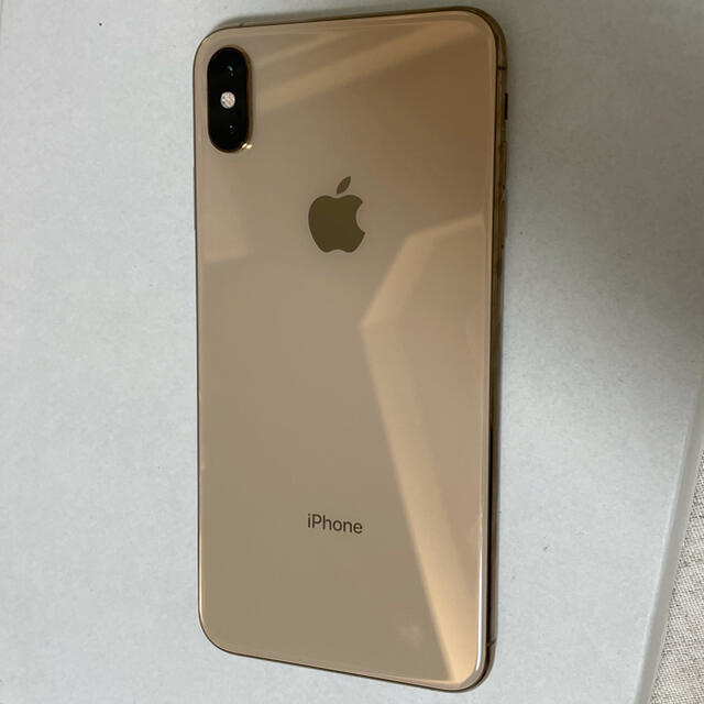 Apple(アップル)のiPhone Xs Max  512GB ゴールド スマホ/家電/カメラのスマートフォン/携帯電話(スマートフォン本体)の商品写真