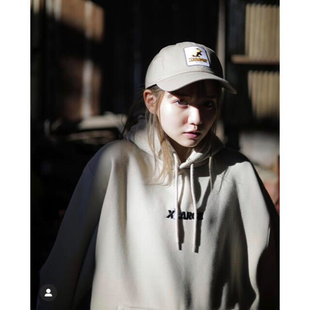 XLARGE(エクストララージ)のFR2×XLARGE パーカー 佐藤ノア着用 メンズのトップス(パーカー)の商品写真