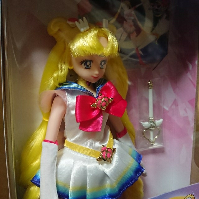お得NEW BANDAI - 新品 劇場版 美少女戦士 セーラームーン Eternal styledoll の通販 by きりんさんのお店|バンダイならラクマ 新作登場限定SALE