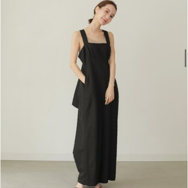 TODAYFUL(トゥデイフル)のLouren back cross design jumpsuit レディースのパンツ(サロペット/オーバーオール)の商品写真