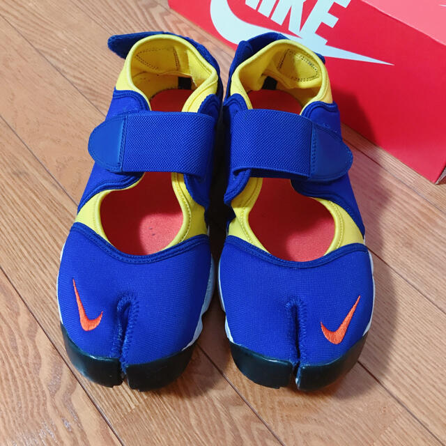 NIKE エアリフト　27cm