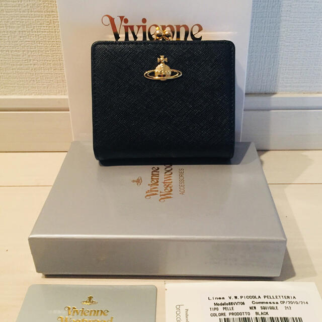 【新品・未使用】Vivienne Westwood 折り財布　ブラック　箱あり