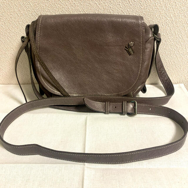 PELLE BORSA(ペレボルサ)のPELLE BORSA ブラウン レザー ショルダーバッグ 美品 ペレボルサ レディースのバッグ(ショルダーバッグ)の商品写真