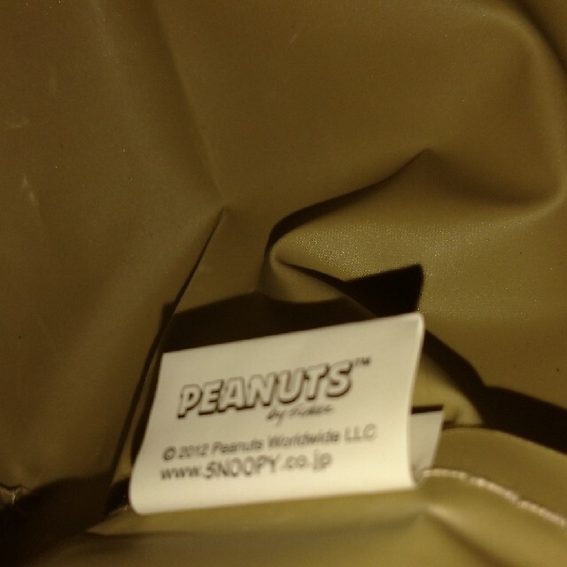 SNOOPY(スヌーピー)のスヌーピー ゴールドサテンバッグ レディースのバッグ(トートバッグ)の商品写真