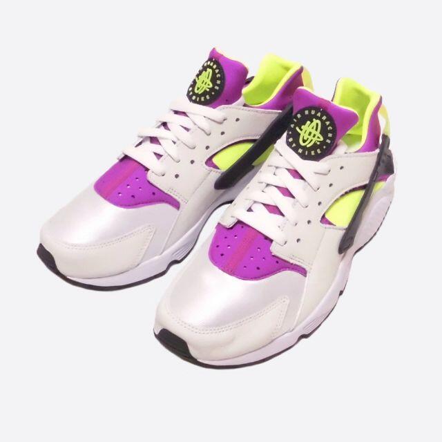 NIKE(ナイキ)の★新品★ナイキ★Air Hurrache Run '91 (White/10) メンズの靴/シューズ(スニーカー)の商品写真