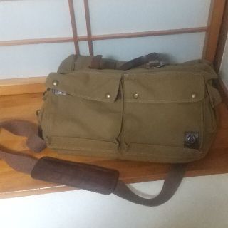ベルスタッフが高値で売れる!買取よりお得にBELSTAFFを売るなら
