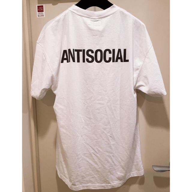 Balenciaga(バレンシアガ)の【即完売品】VETEMENTS ANTI SOCIAL ロゴ Tシャツ L メンズのトップス(Tシャツ/カットソー(半袖/袖なし))の商品写真