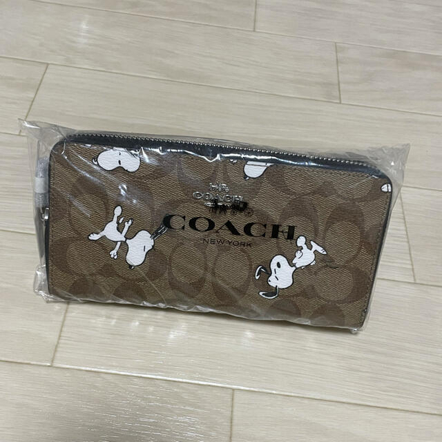 COACH X PEANUTS 長財布