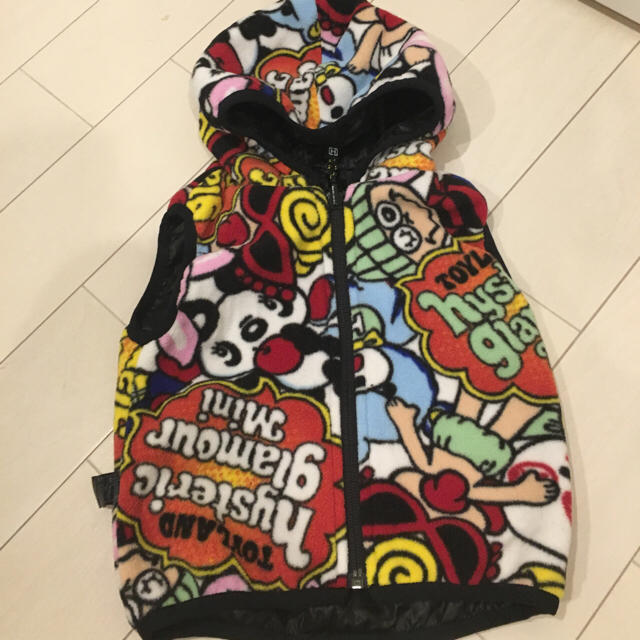 HYSTERIC MINI(ヒステリックミニ)のヒスミニ リバーシブル ベスト キッズ/ベビー/マタニティのベビー服(~85cm)(ジャケット/コート)の商品写真