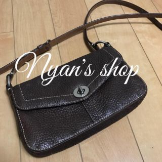 コーチ(COACH)のcoach ショルダーバッグ 茶  軽量　シンプル　ミニ(ショルダーバッグ)