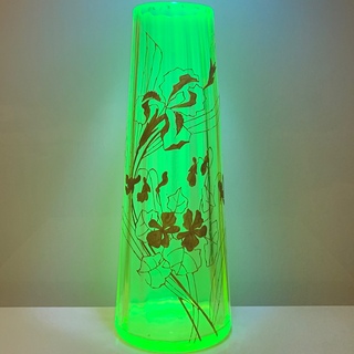 ✯ 極レア 神秘的 光 Baccarat オールドバカラ イリス ベース 花瓶✯(花瓶)