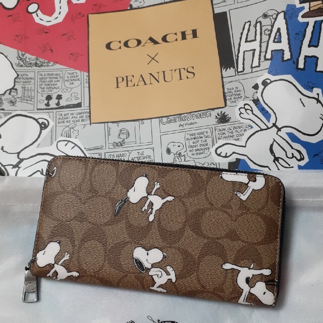 ☆COACH×スヌーピーコラボ正規品　シグネチャーアコーディオンウォレット新品☆