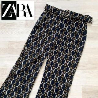 ザラ(ZARA)の【完売商品】ZARA ザラ フレアパンツ 派手 チェーン ゴージャス XSサイズ(カジュアルパンツ)