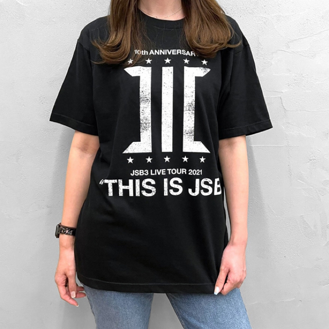 三代目 J Soul Brothers(サンダイメジェイソウルブラザーズ)のTHIS IS JSB ☆ ツアー Tシャツ・Lサイズ エンタメ/ホビーのタレントグッズ(ミュージシャン)の商品写真