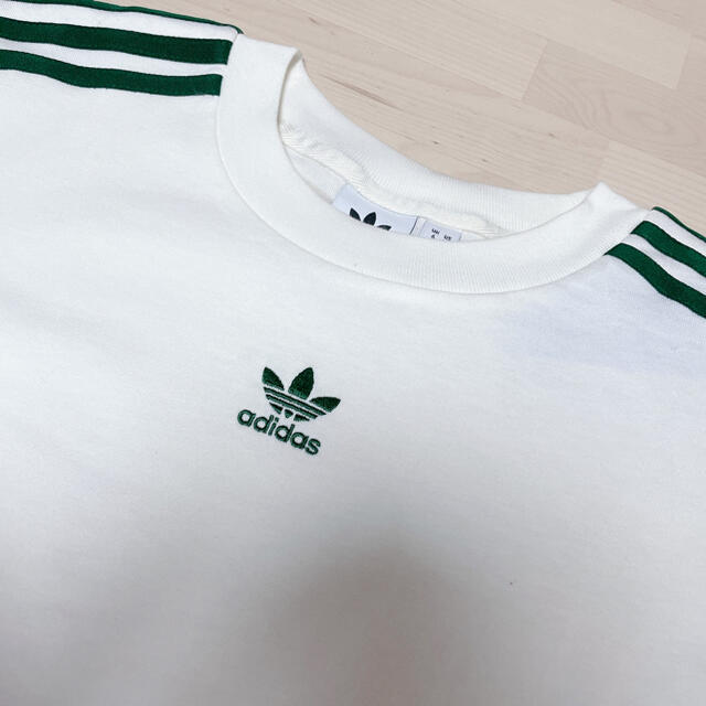 adidas(アディダス)のadidas originals クロップドTシャツ 半袖 レディースのトップス(Tシャツ(半袖/袖なし))の商品写真