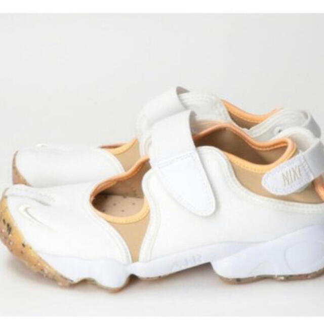新色 NIKE ナイキ エアリフト ホワイト パール DM9645-100